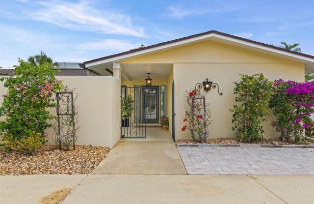 7215 WESTMORELAND Drive Gallery 3