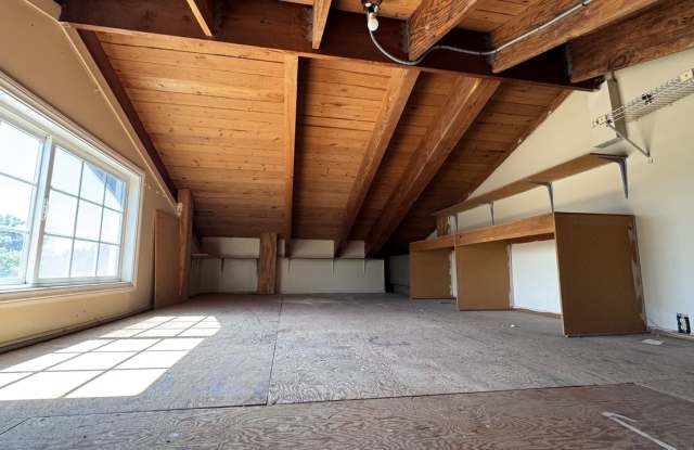 4127 West 176th Street photos photos