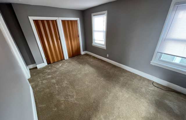 Remodeled 4 Bedroom 2 Bath Remodel in Overbrook photos photos
