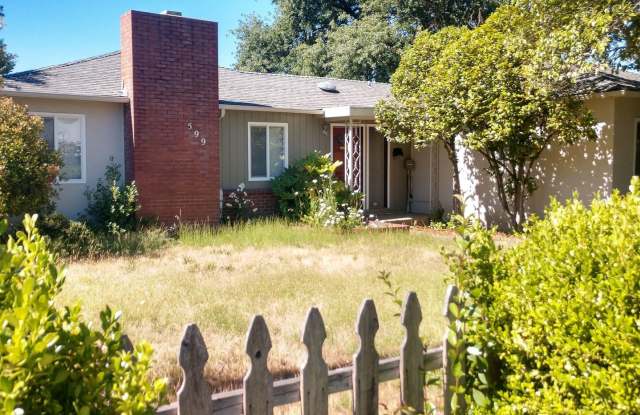 599 Plum Street - 599 Plum Street, Ukiah, CA 95482