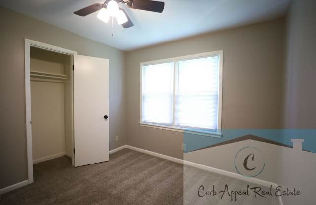 Recently Renovated 3-Bedroom Brick Home – Fenced Backyard & Covered Parking! Gallery 4