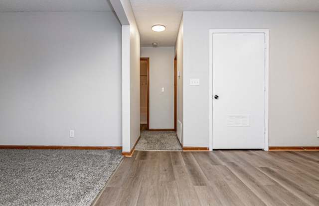 Please View the 3D Virtual Walk Through Before Scheduling a Showing! Gallery 4