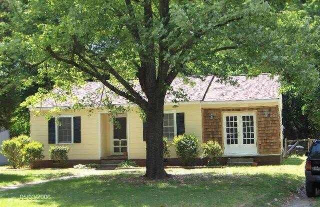 2408 E 3rd Street photos photos