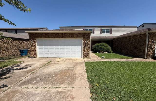 3507 Wynn Circle - 3507 Wynn Circle, Edmond, OK 73013