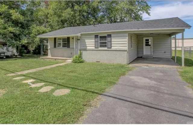 106 S Grant Street - 106 South Grant Street, Cabot, AR 72023