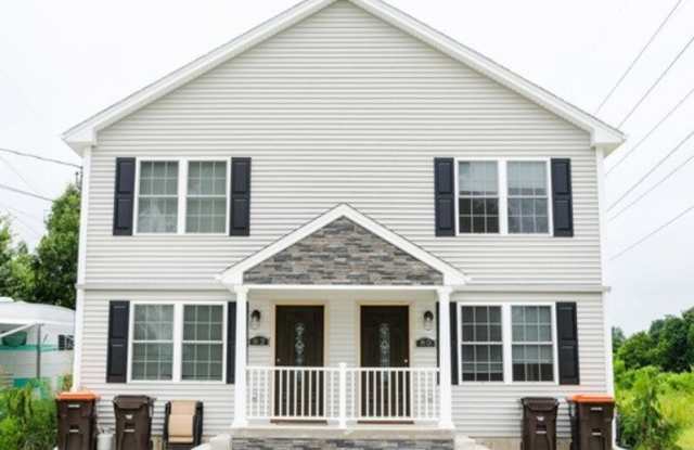 82 Rowley St. photos photos