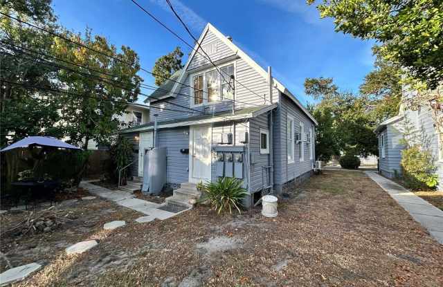 727 DARTMOOR Street N photos photos 727 DARTMOOR Street N photos photos
