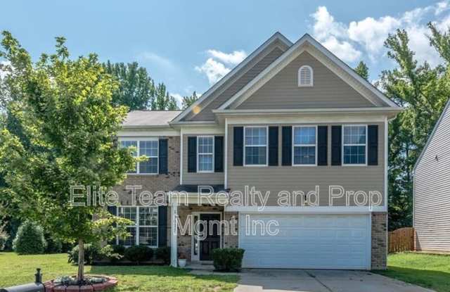 13027 Rothe House Rd - 13027 Rothe House Road, Charlotte, NC 28273