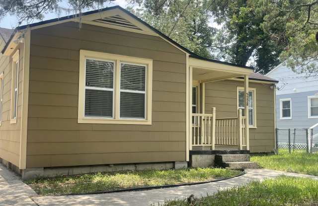 5228 Sunderland Road photos photos