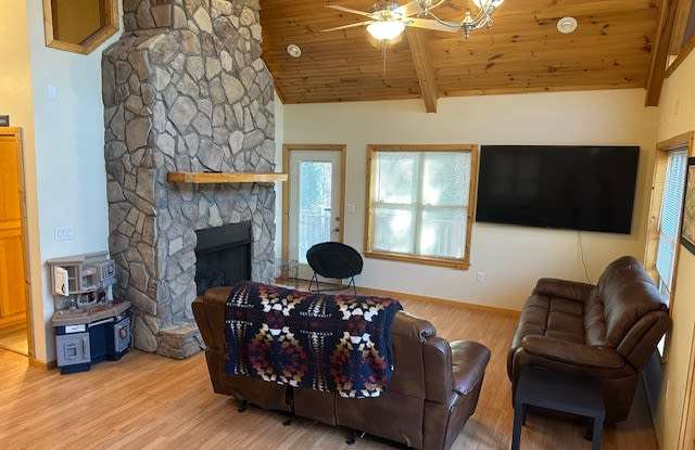 273 North Rhododendron Road Gallery 2