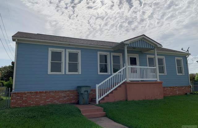 2023 56th Street - 2023 56th Street, Galveston, TX 77551