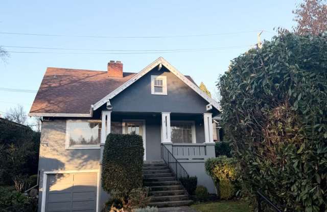 First Addition - Craftsman Style, Across From George Roger's Park photos photos