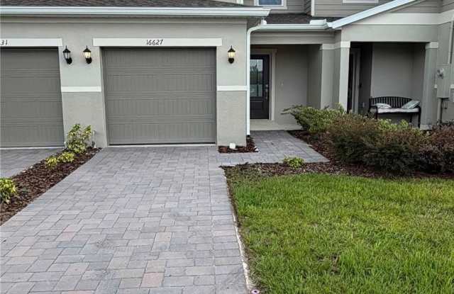 16631 LUMINARY LOOP Gallery 2