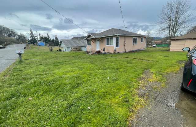 Cute 2-Bedroom, 1-Bath Home with Shed photos photos