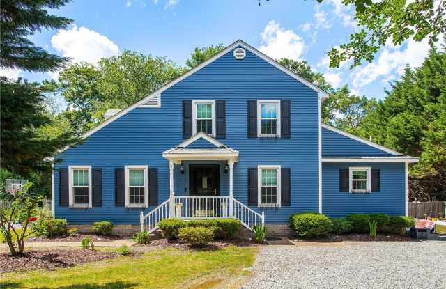 1724 Villageway Drive photos photos
