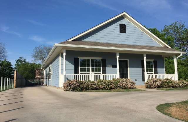 3BR/3BA House Near Campus - 1710 South 18th Street, Waco, TX 76706 3BR/3BA House Near Campus - 1710 South 18th Street, Waco, TX 76706