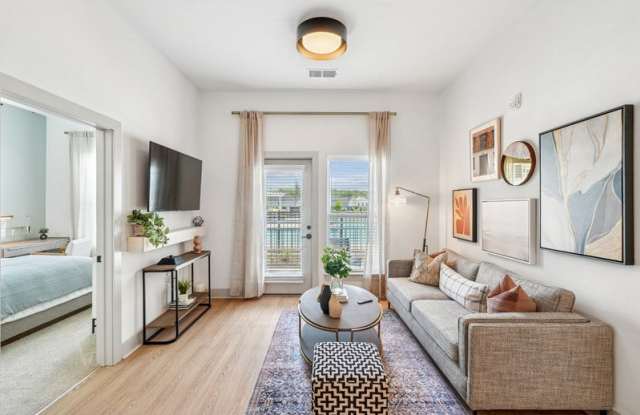 Montage at Marquis Hills Gallery 4