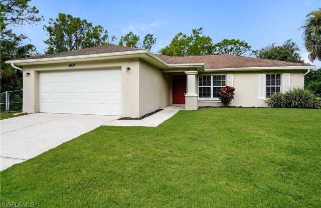 4603 Queen Avenue N photos photos