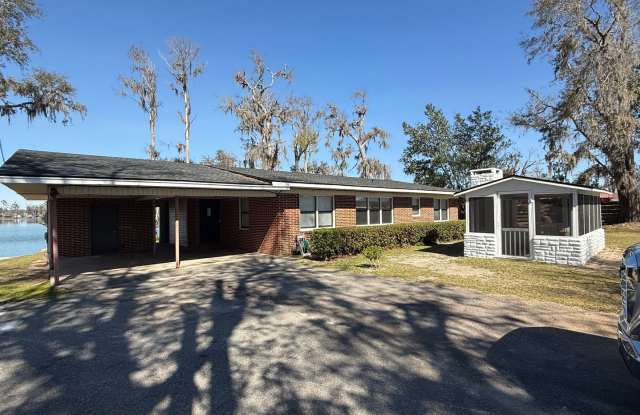 Lake House for Rent! 3BD/2B Home on Long Pond! photos photos