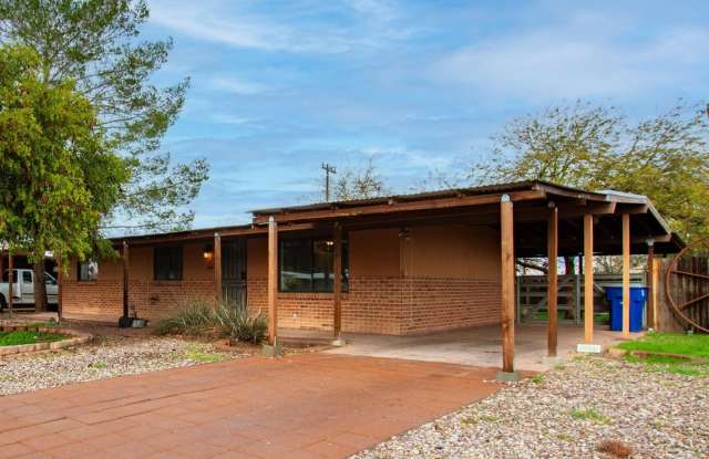 Charming Remodeled 3 Bedroom Brick Home photos photos