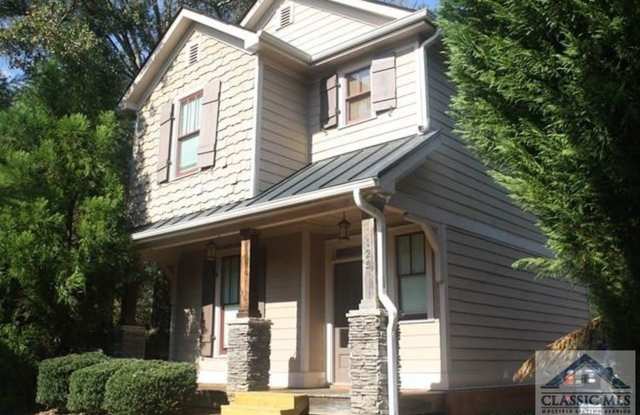 IDLEWILDE HOME: AVAILABLE NOW! - 125 Idlewilde Drive, Athens, GA 30606