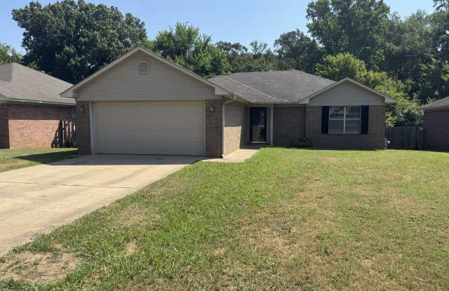 1290 Pyramid - 1290 Pyramid Drive, Conway, AR 72034