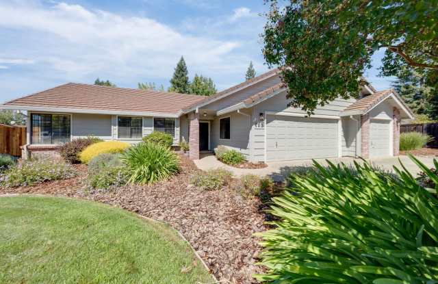 Bright and Stylish 4BD/2BA Home with 3 Car Garage in Prime Folsom Location! photos photos