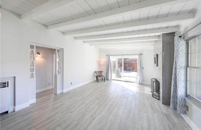 145 Avenida Mateo Gallery 4