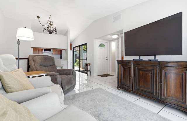22316 Pineapple Walk Drive Gallery 4