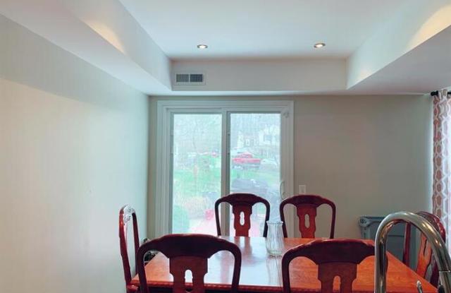 3439 Forsythia Place Gallery 4