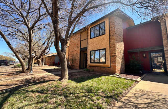 3 bed 3 bath 2 car garage brick town home now available Gallery 3