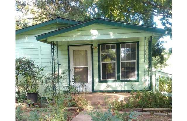 San Marcos Home Minutes From Downtown photos photos