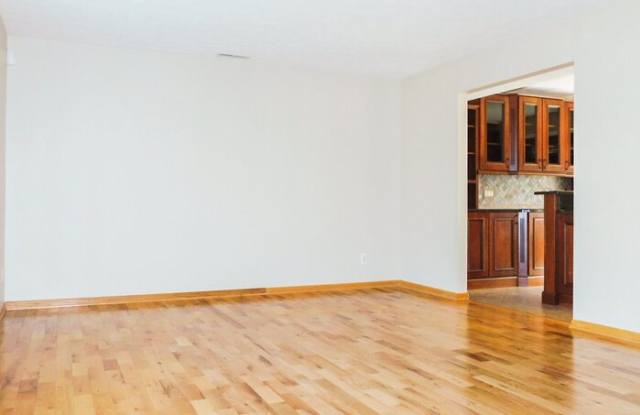 44215 Devonshire Way Gallery 3