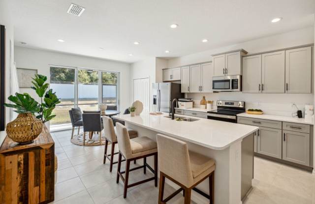 Martinique at Lakewood Ranch - Built to Rent Housing Gallery 3