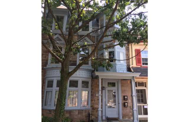 74 E STATE STREET - 74 East State Street, Doylestown, PA 18901