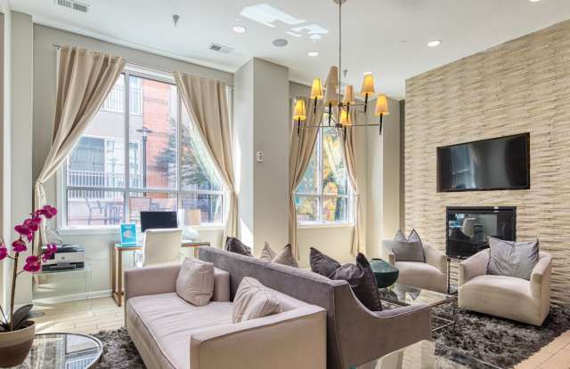 Metro on Granby Apartments Gallery 4