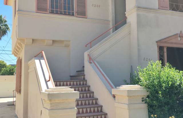 8244 Blackburn Ave - 8244 Blackburn Avenue, Los Angeles, CA 90048