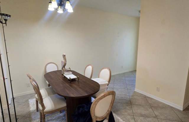 204 Mariner Bay Boulevard Gallery 4