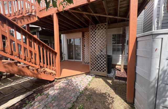 8871 DUNSTABLE Loop photos photos