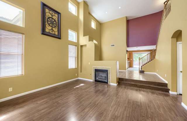 Gated Northwest Las Vegas Home with 4 Bedrooms & 3-Car Garage Gallery 4