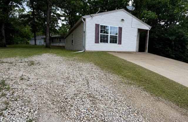 3 Bedroom | 2 Bathroom | 1,100 square feet | Merriam Woods MO! Gallery 3