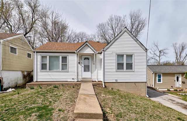 3307 Royalton Avenue photos photos