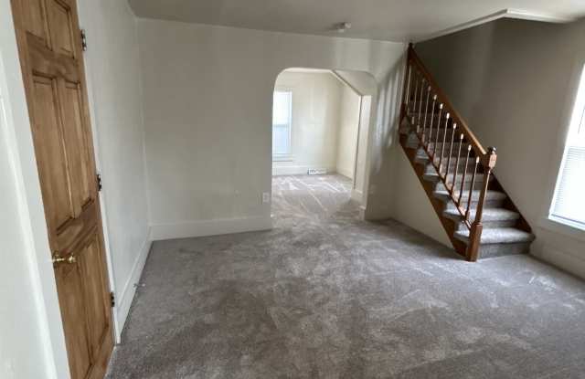 411 W9th photos photos