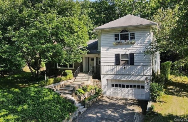 3 Crossway - 3 Crossway, Scarsdale, NY 10583