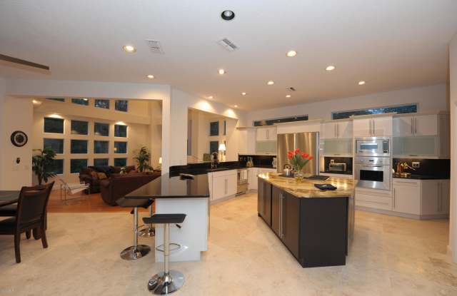 2586 Spruce Creek Boulevard Gallery 3