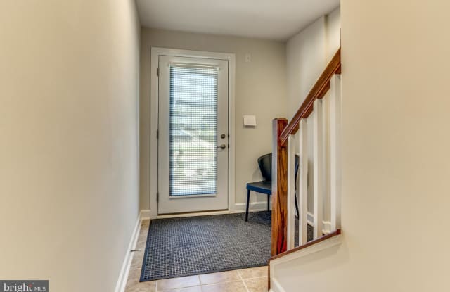 9251 WOOD VIOLET COURT Gallery 3