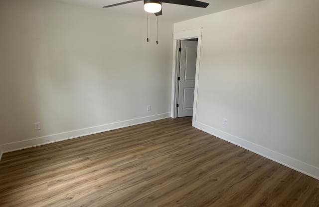 1301 North Church Street - B Gallery 2