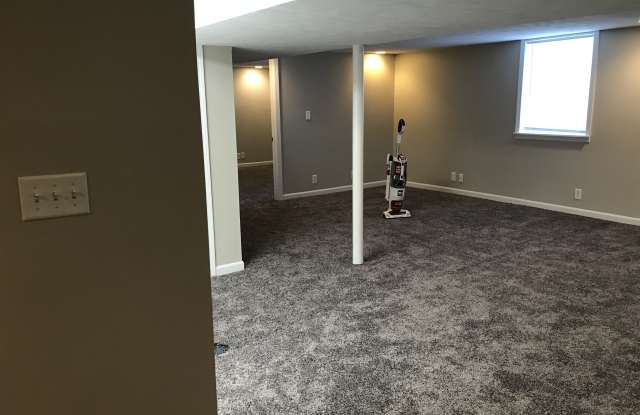 1709 Freeman Dr Gallery 4