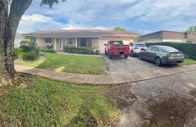 1230 NW 74th Ave photos photos