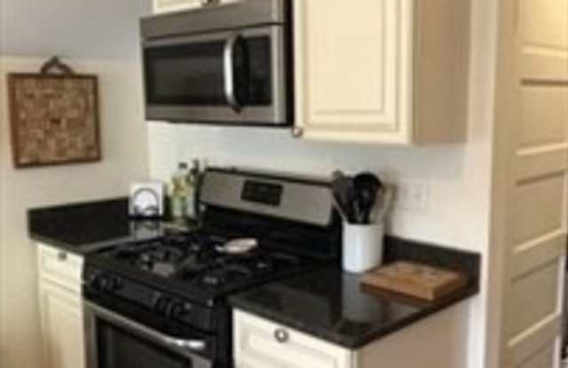 3 Guernsey St - 3 Guernsey Street, Boston, MA 02131